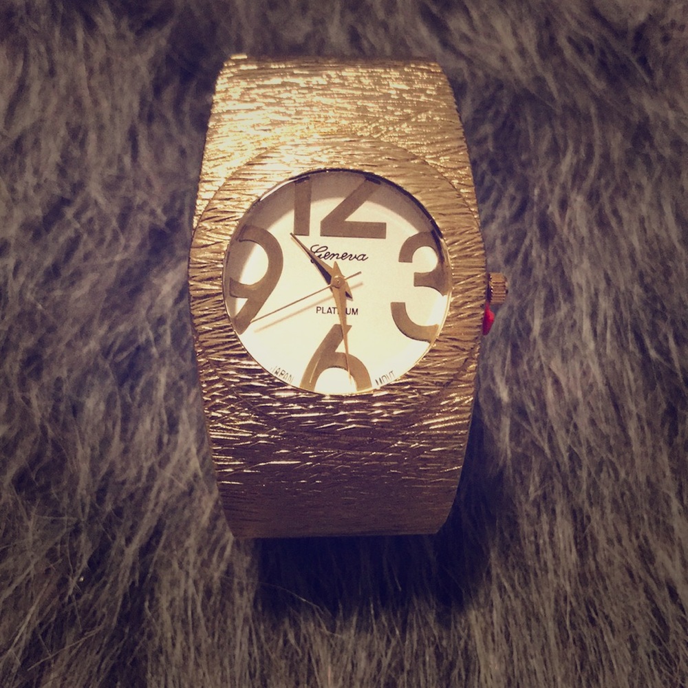 Ladies gold watch